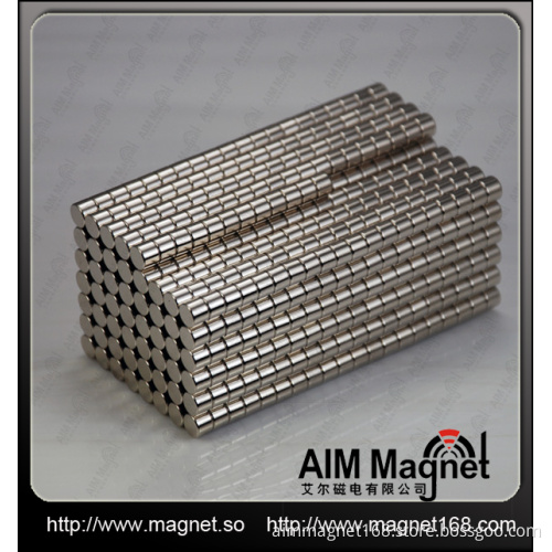 Permanent neodymium magnet for glass holder